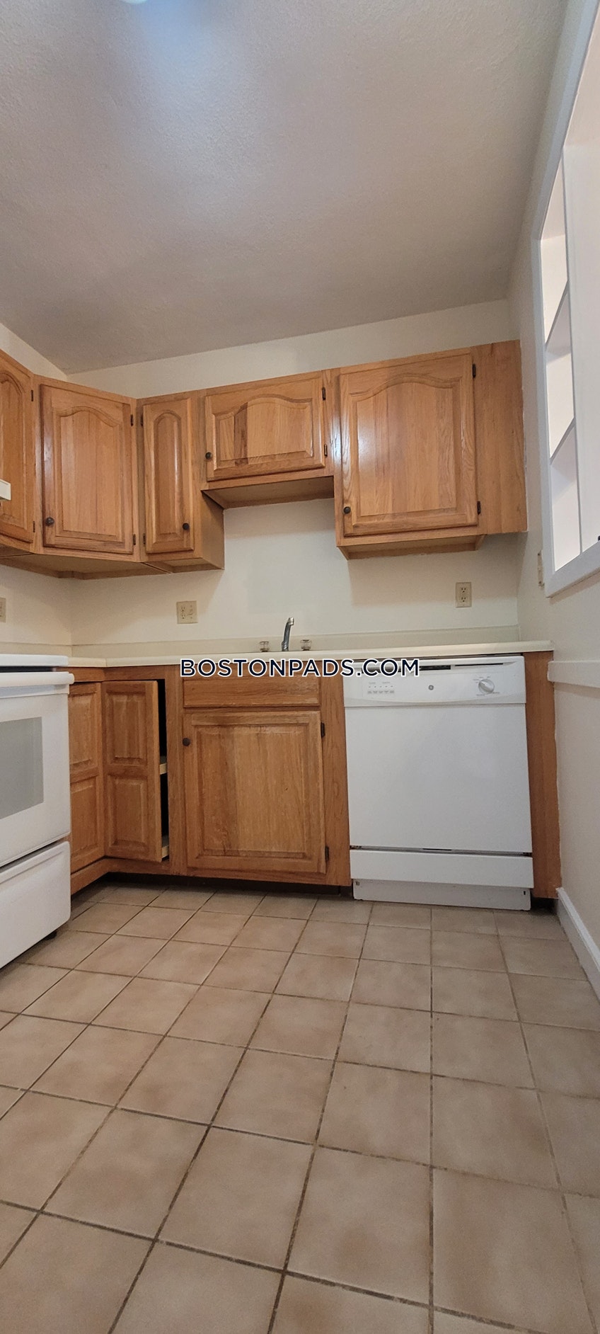 Newton - $2,650+ /month