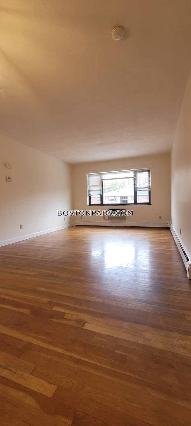 Newton - $2,650+ /mo