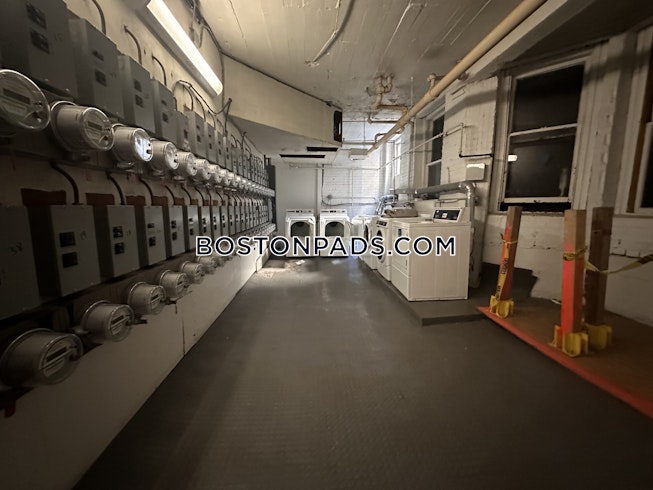 Brookline - $1,900+ /mo