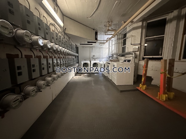 Commonwealth Ave., Brookline