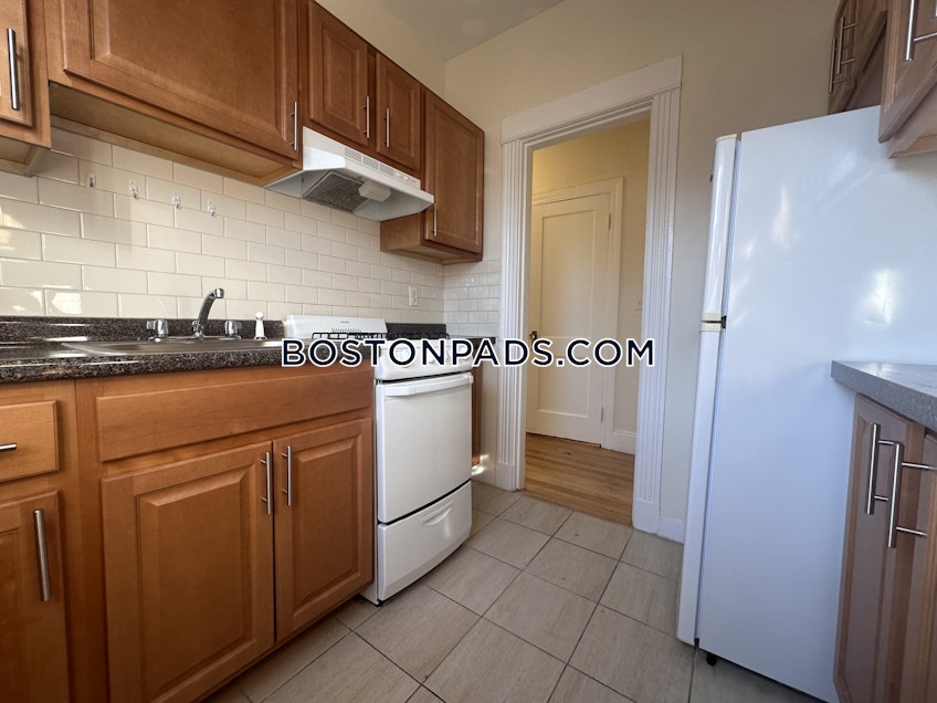 Brookline - $1,900+ /month