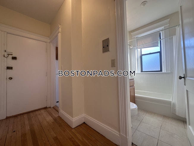Brookline - $1,900+ /mo