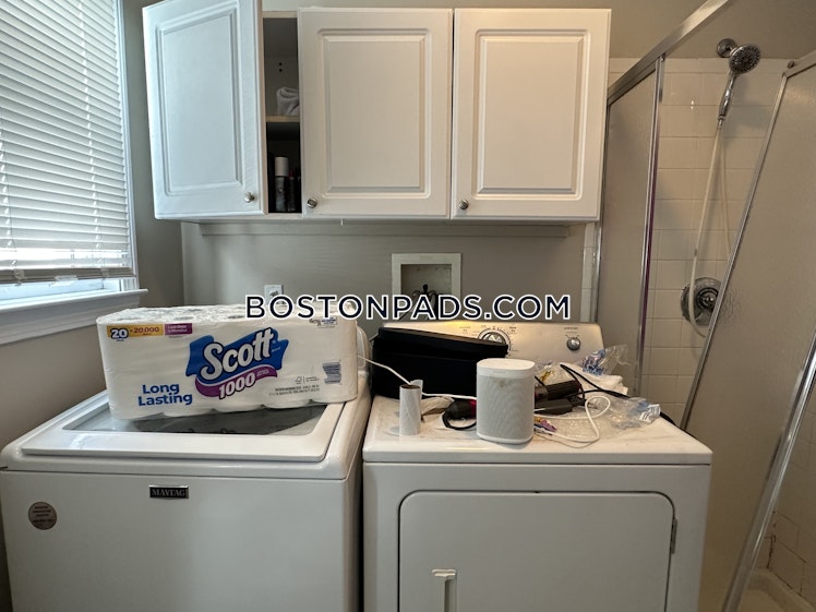 Calumet St., Roxbury Crossing