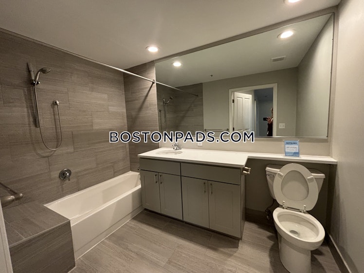 Harcourt St., Boston