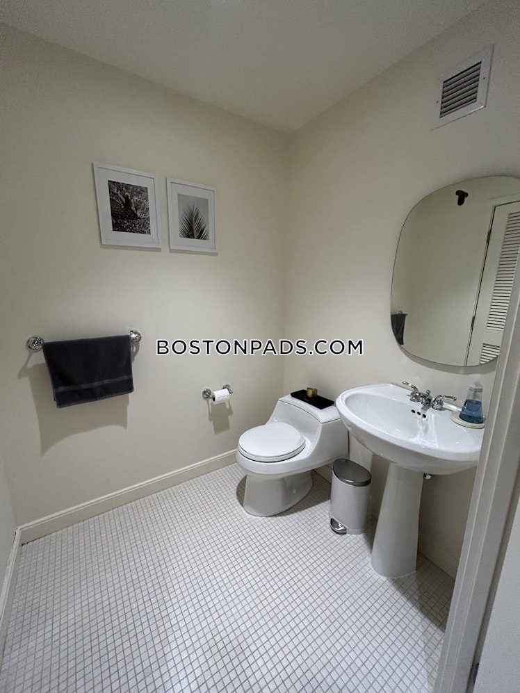 Huntington Ave., Boston