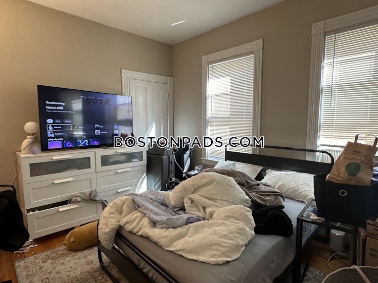 Calumet St., Roxbury Crossing