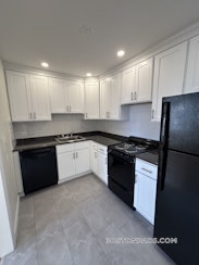 Brookline 2 Beds 1 Bath  Beaconsfield - $3,295 No Fee