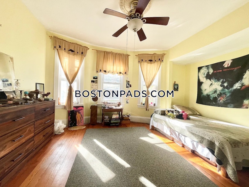 Roxbury Crossing - $3,900+ /month
