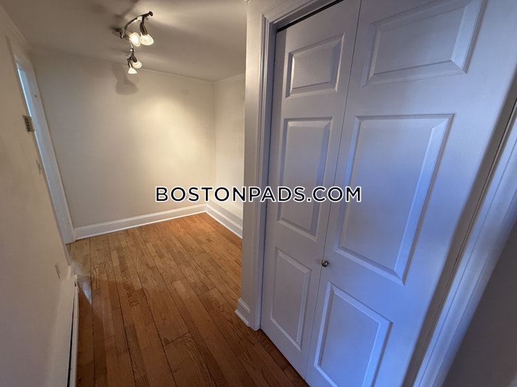 Columbus Ave., Boston