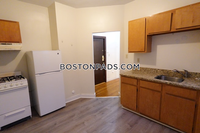 Boston - $2,150+ /mo