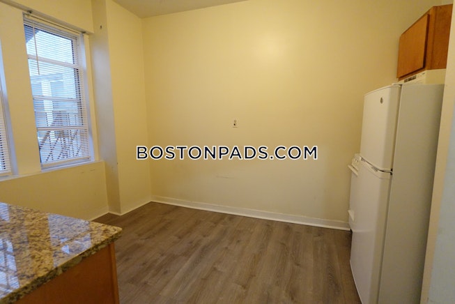 Boston - $2,150+ /mo
