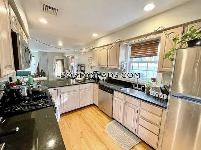 Boston - $7,900+ /mo