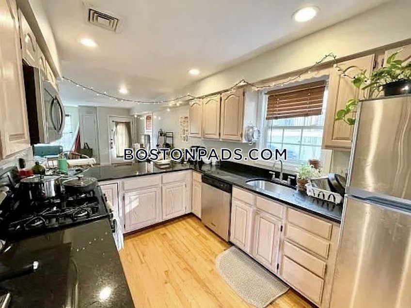 Boston - $7,900+ /month