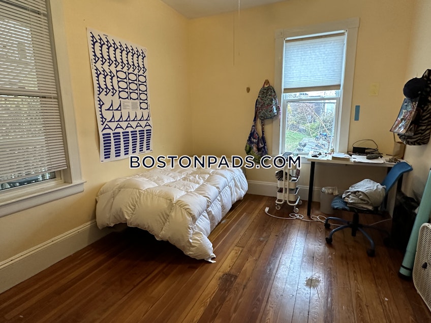 Roxbury Crossing - $3,900+ /month