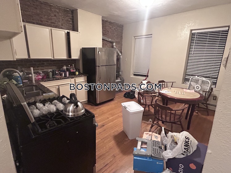 Hammond St., Roxbury Crossing