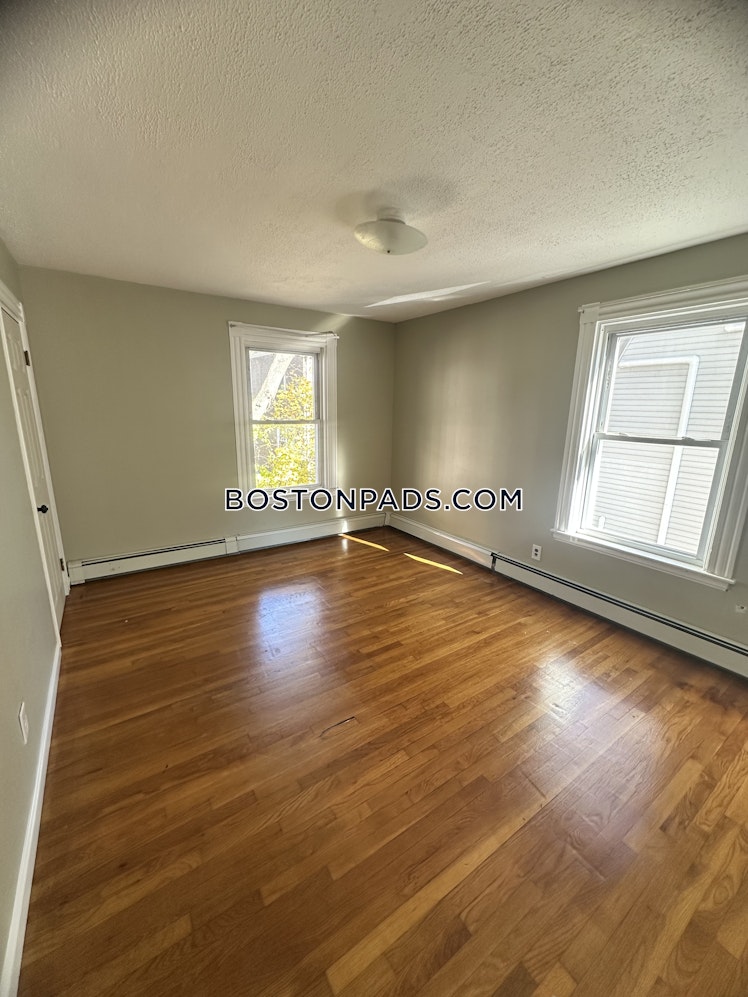 High Street Place, Brookline