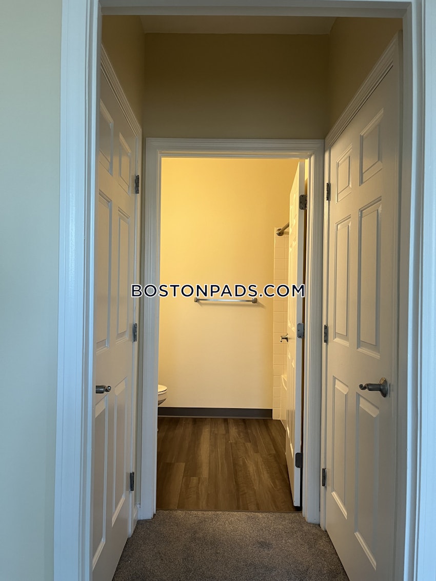 ANDOVER - 2 Beds, 2 Baths - Image 19