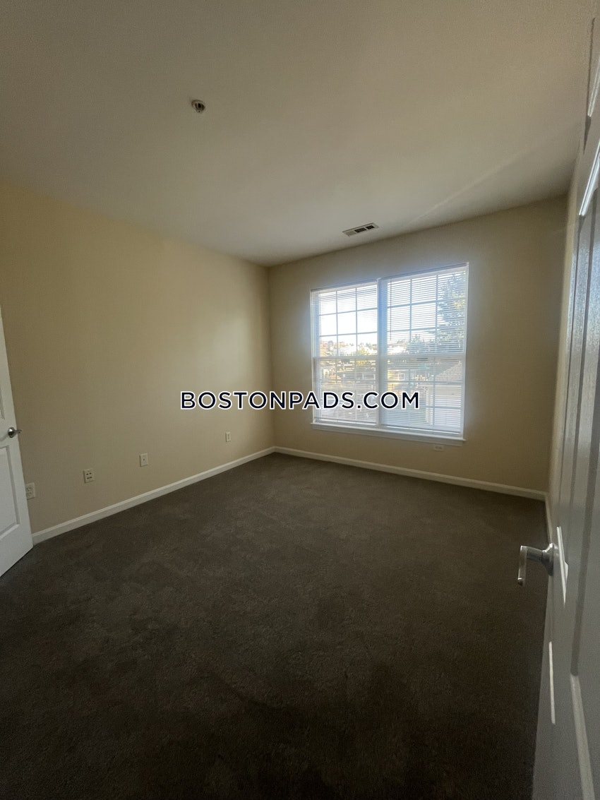 ANDOVER - 2 Beds, 2 Baths - Image 16