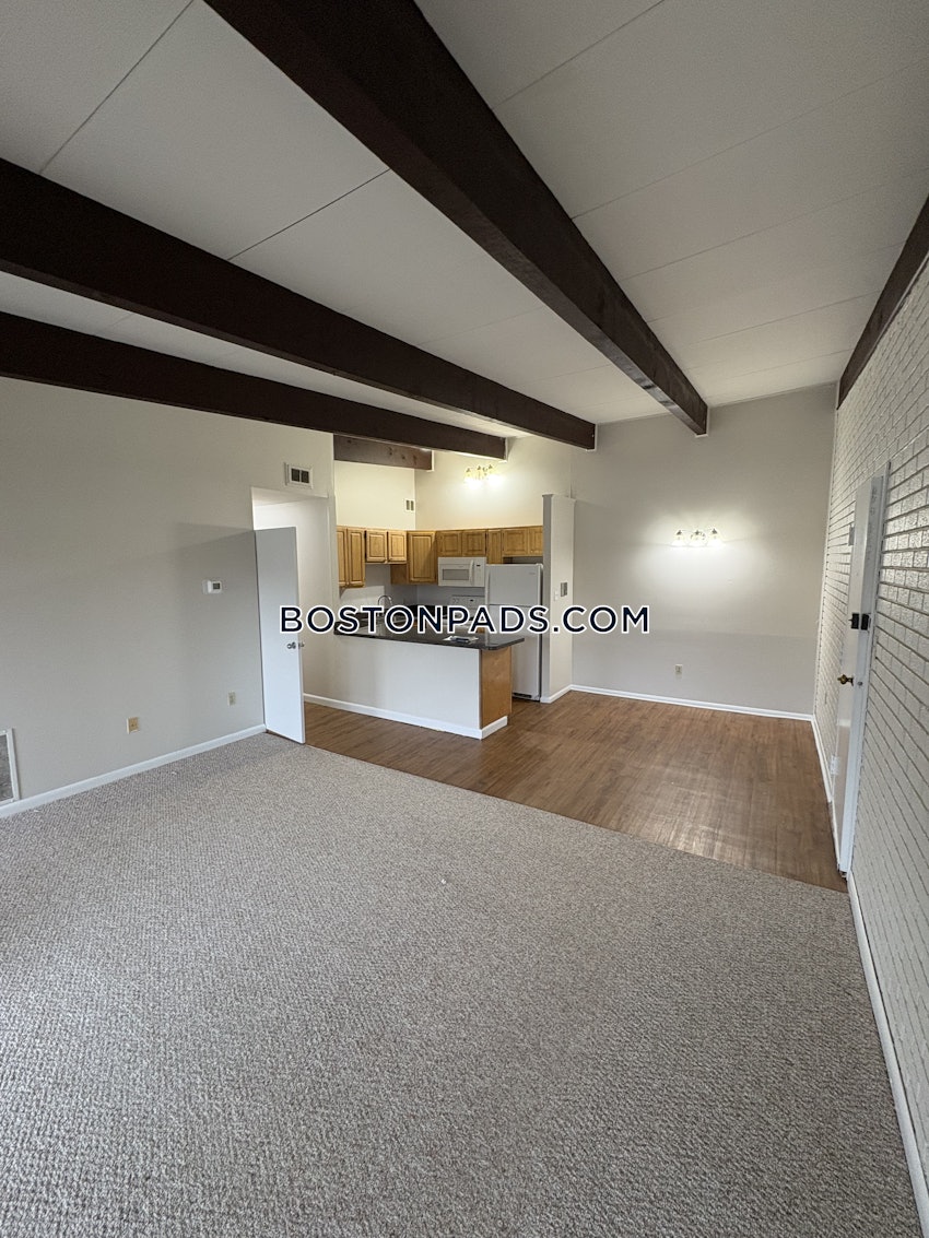 WOBURN - 2 Beds, 1 Bath - Image 5