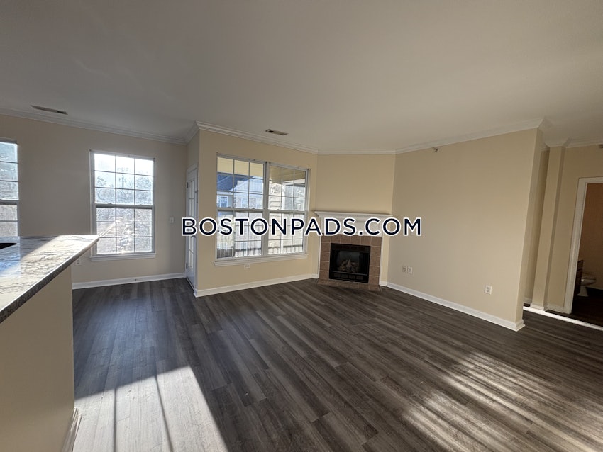 ANDOVER - 2 Beds, 2 Baths - Image 22