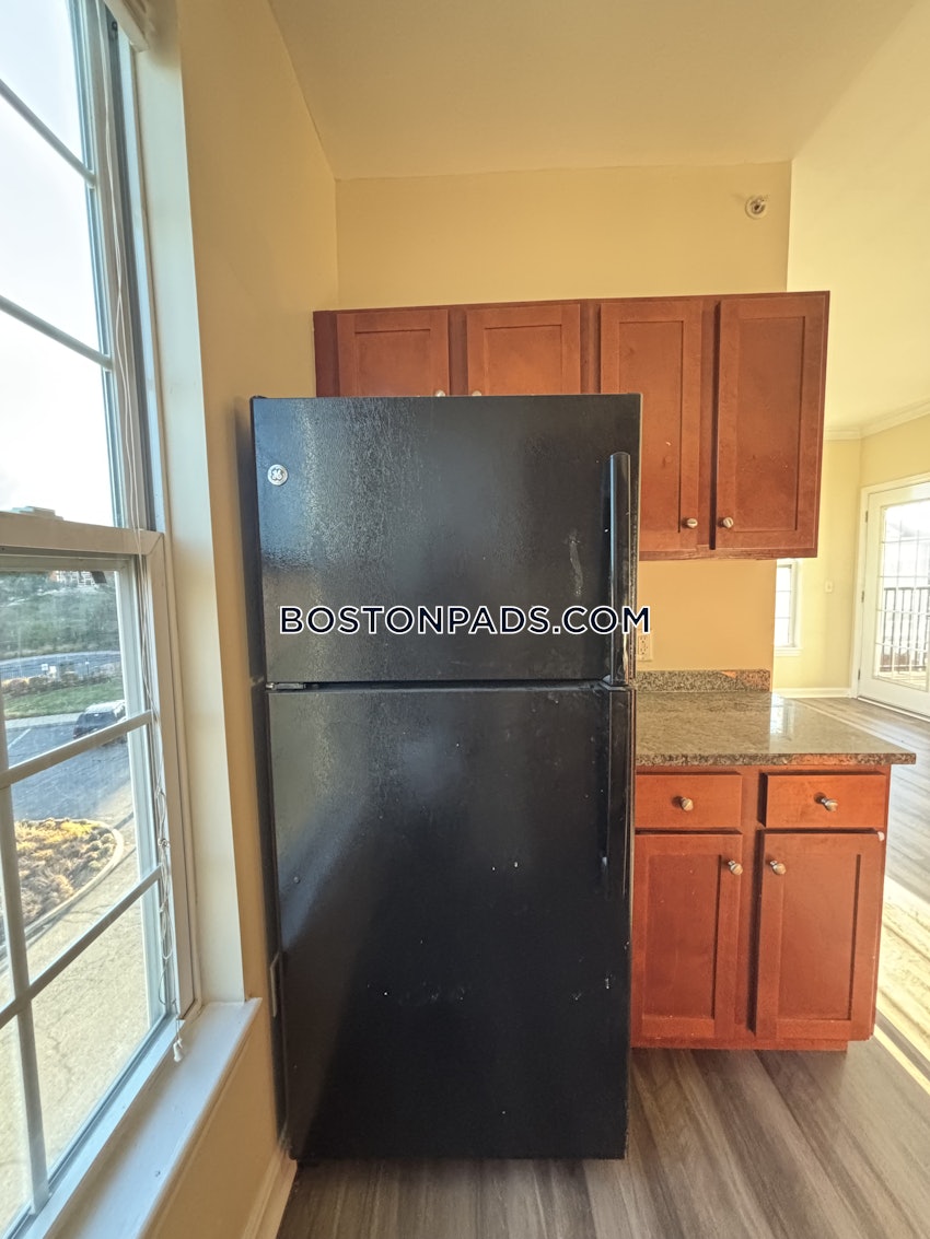 ANDOVER - 2 Beds, 2 Baths - Image 5