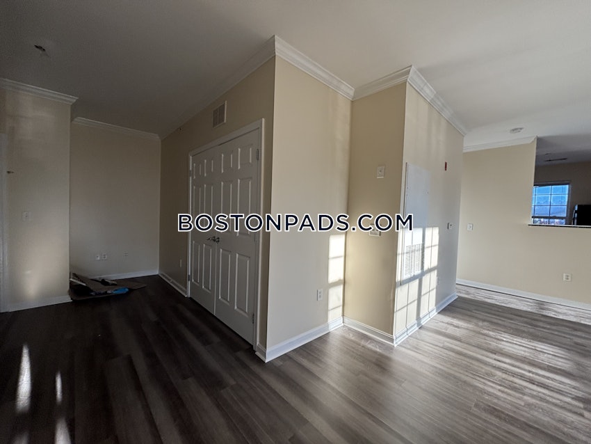 ANDOVER - 2 Beds, 2 Baths - Image 24