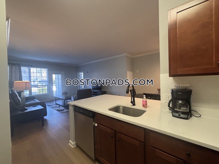 ANDOVER - 2 Beds, 2 Baths - Image 10