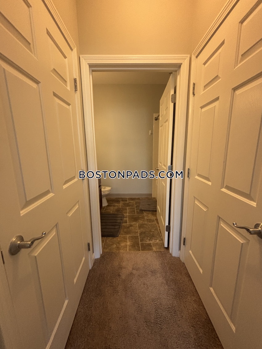 ANDOVER - 2 Beds, 2 Baths - Image 5