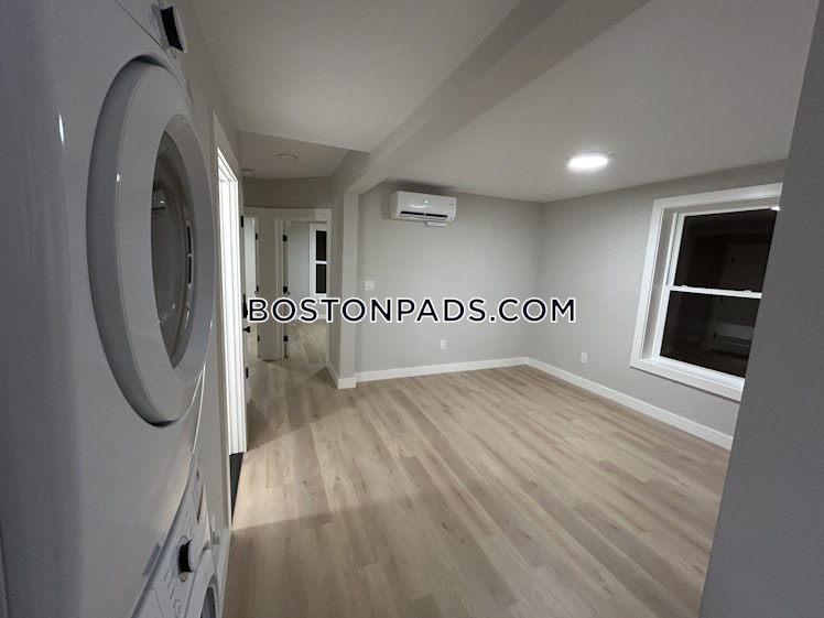 East Eagle St., Boston