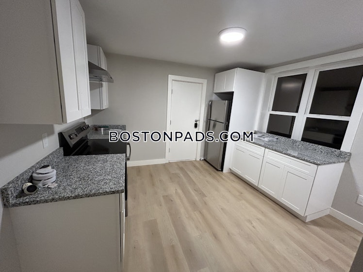 East Eagle St., Boston