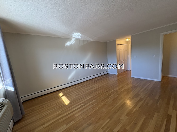 Green St., Brookline