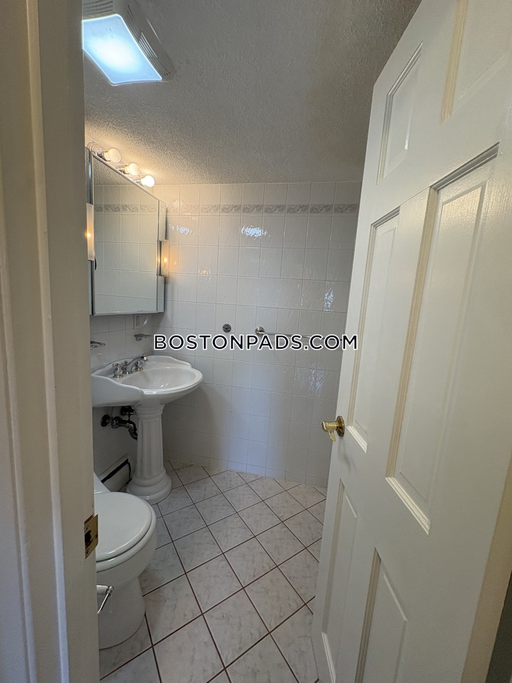 Green St., Brookline