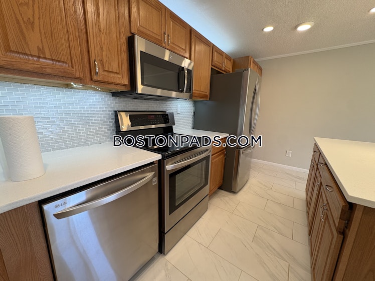 Green St., Brookline