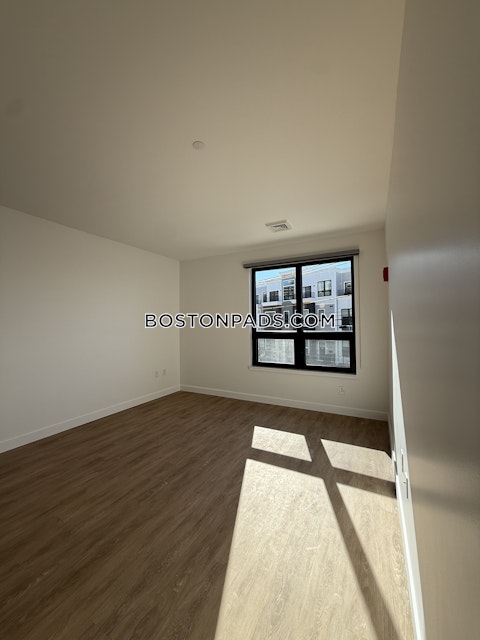 Gardner St. Boston photo 9