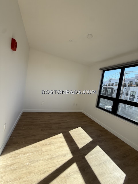 Gardner St. Boston photo 11