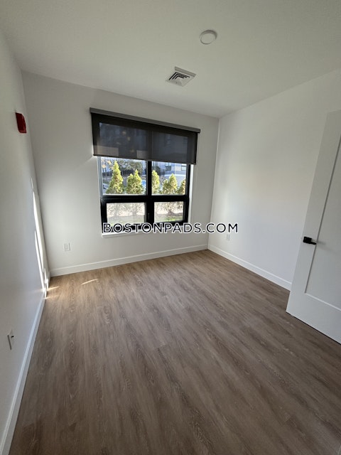 Gardner St. Boston photo 4