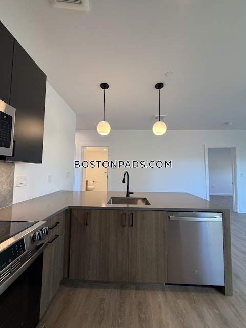 Gardner St. Boston photo 2