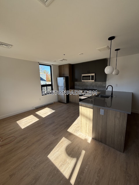 Gardner St. Boston photo 8