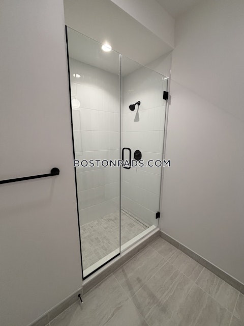 Gardner St. Boston photo 9