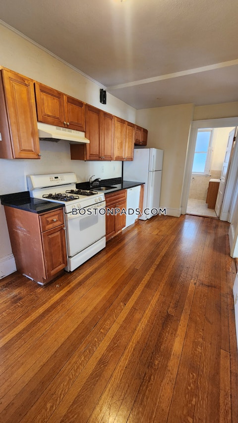 Strathmore Rd. Boston photo 3