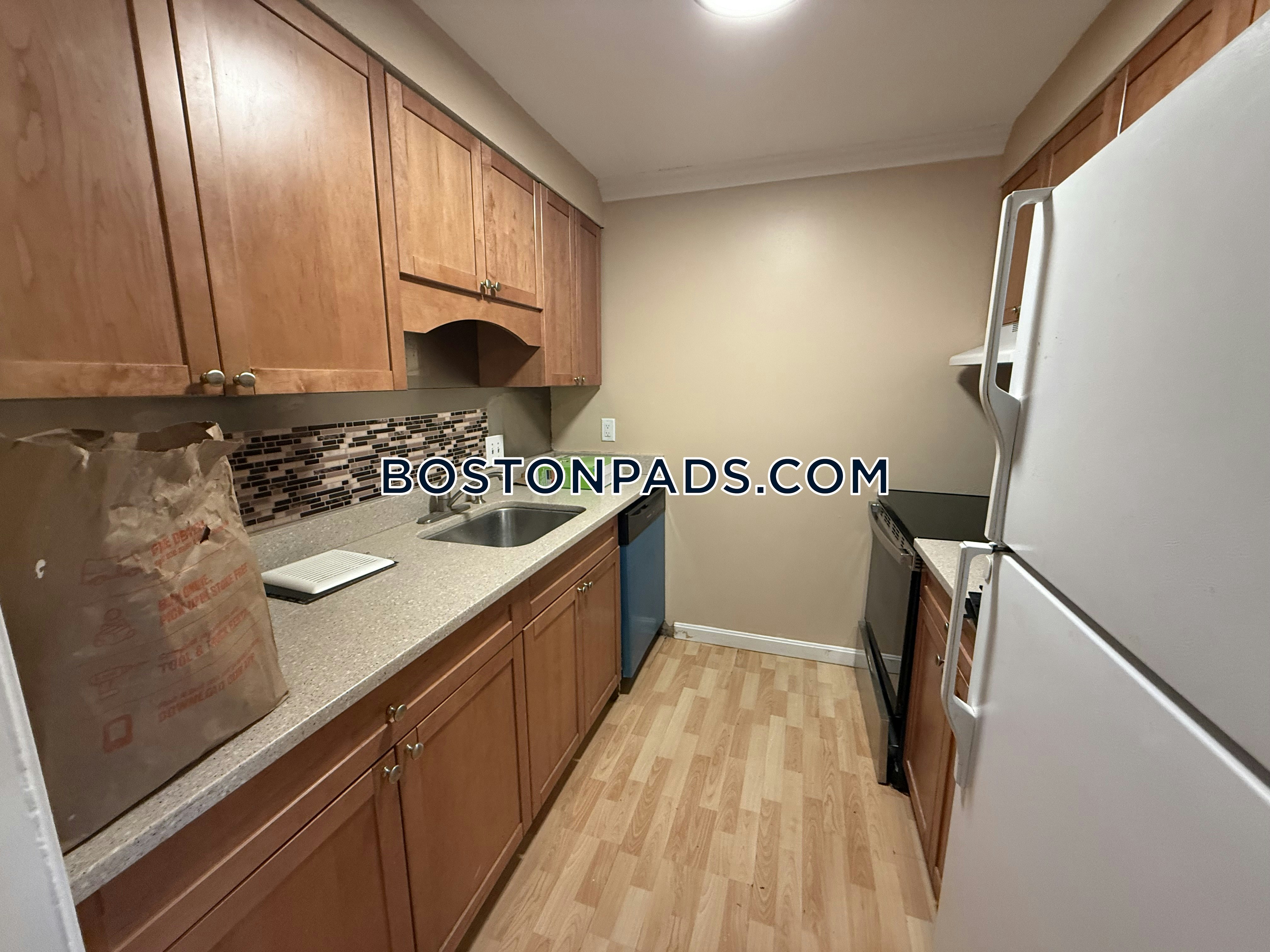 Bridgewater, MA - 2 Beds, 1 Bath - $2,200 - ID#8003914