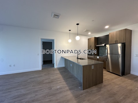 Gardner St. Boston photo 15