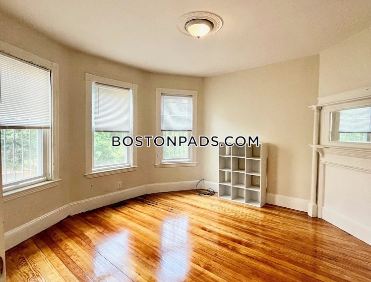 Bucknam St., Roxbury Crossing