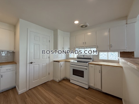 Hancock St. Quincy photo 2