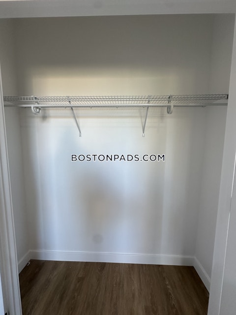 Gardner St. Boston photo 17