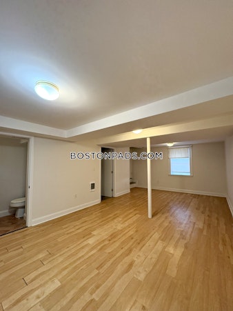 Edgecliff Rd. Watertown