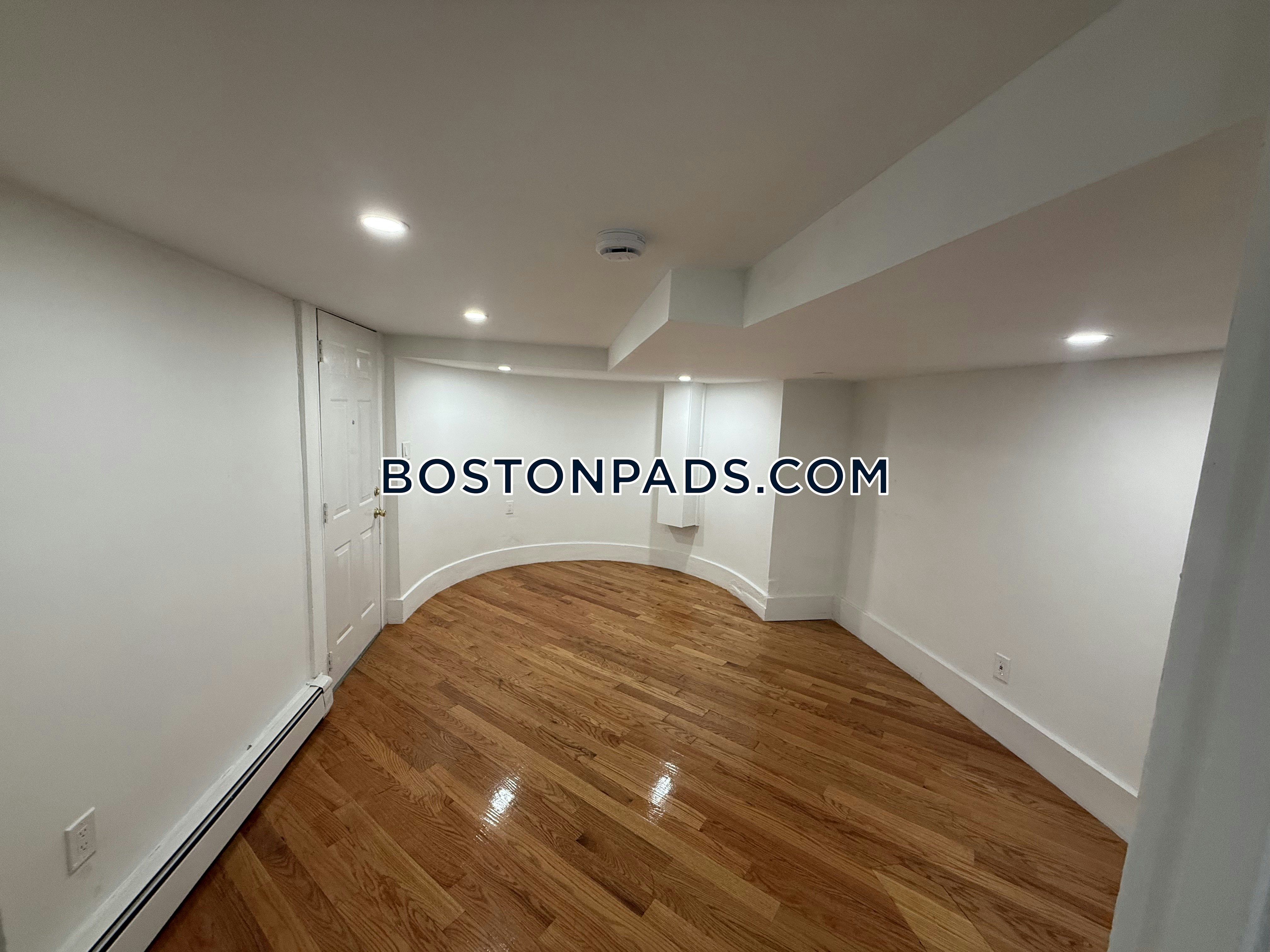 Commonwealth Ave. Boston