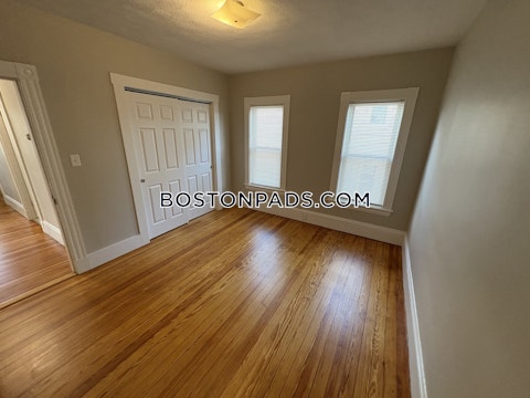 Swan St. Everett photo 11