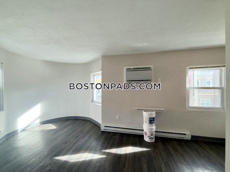 Meridian St., Boston