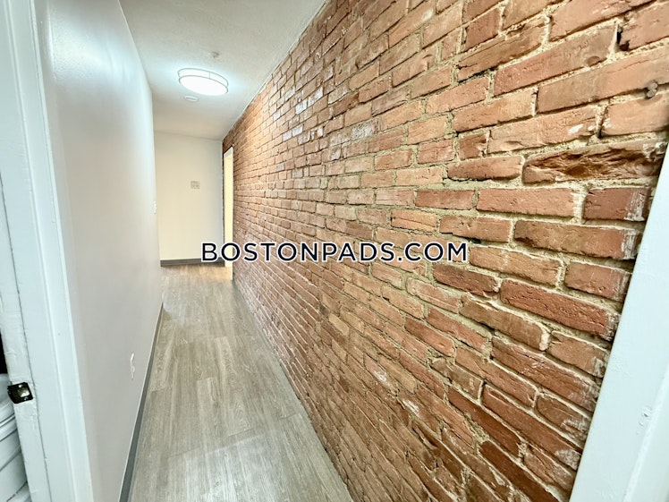 Meridian St., Boston